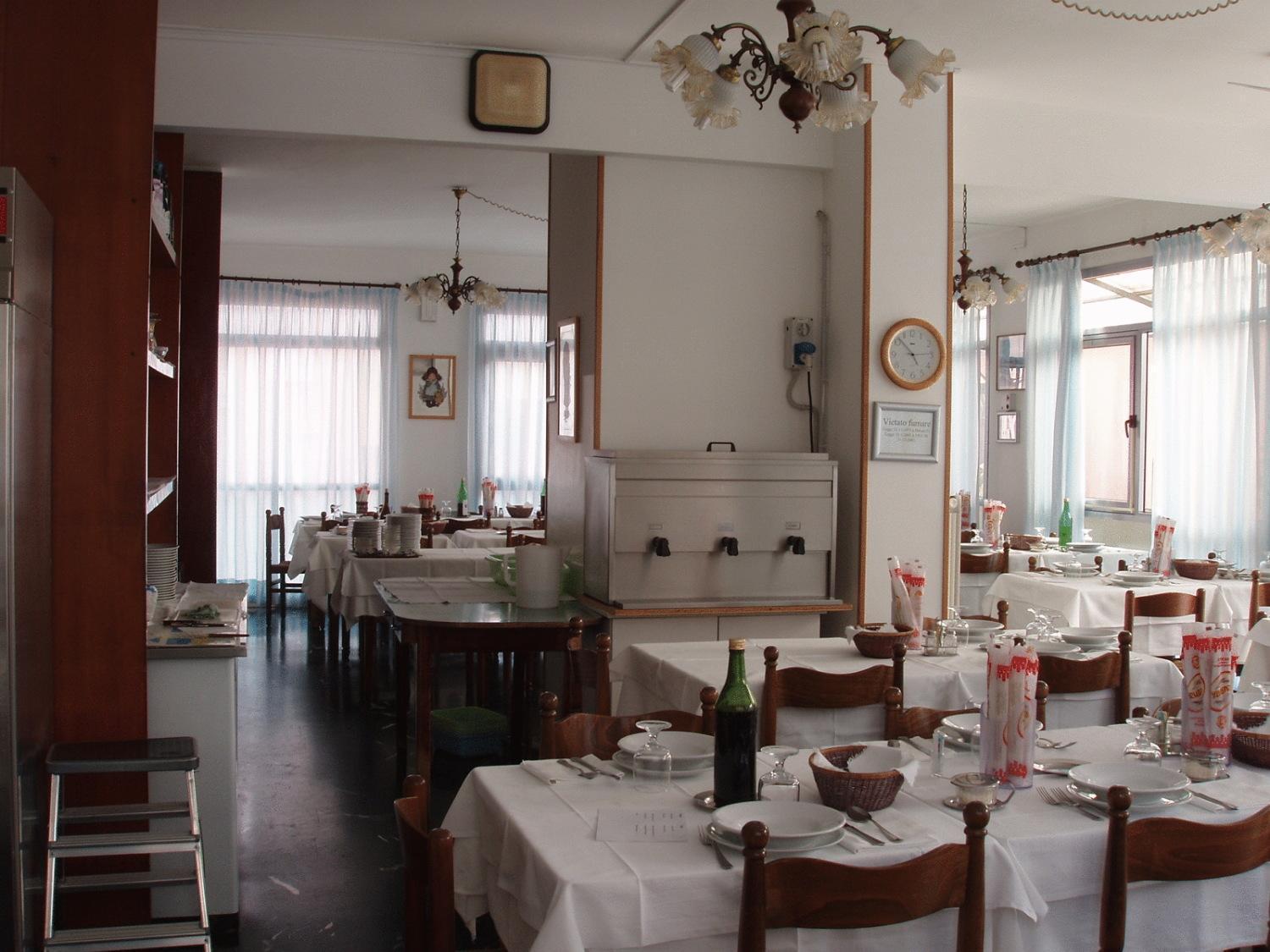 Hotel Aquilia Лайджелия Екстериор снимка