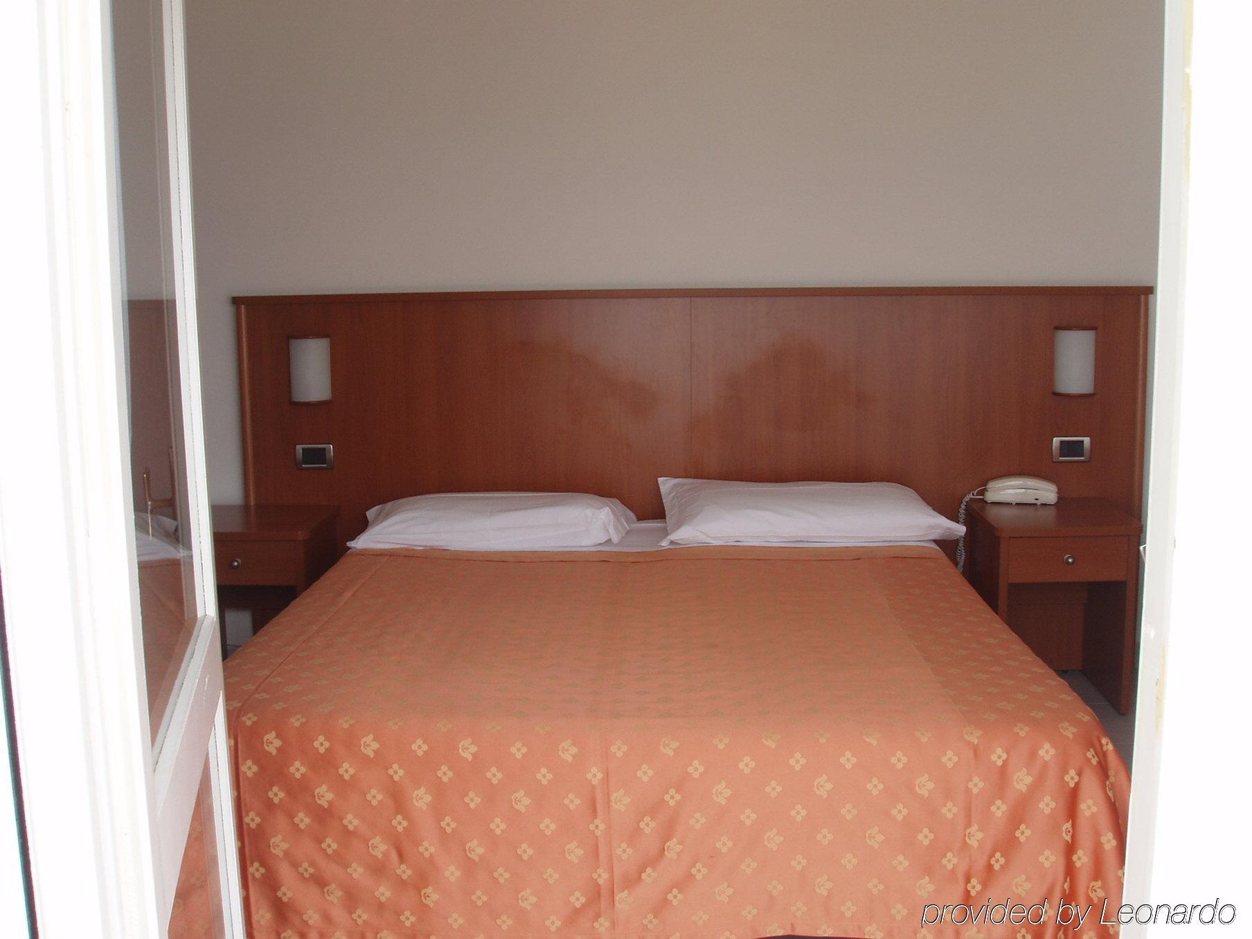 Hotel Aquilia Лайджелия Стая снимка