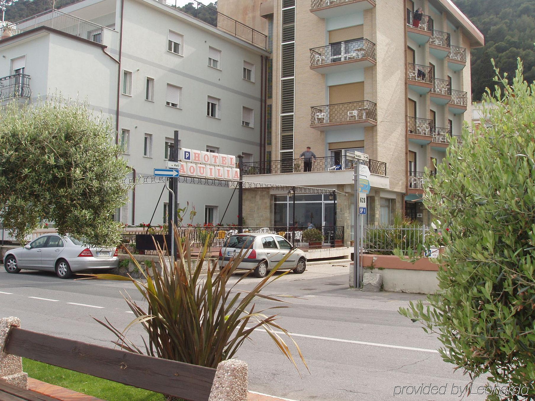 Hotel Aquilia Лайджелия Екстериор снимка